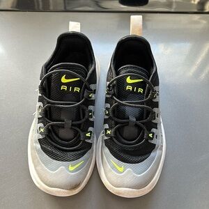 Boys Nike Air Max Shoes
